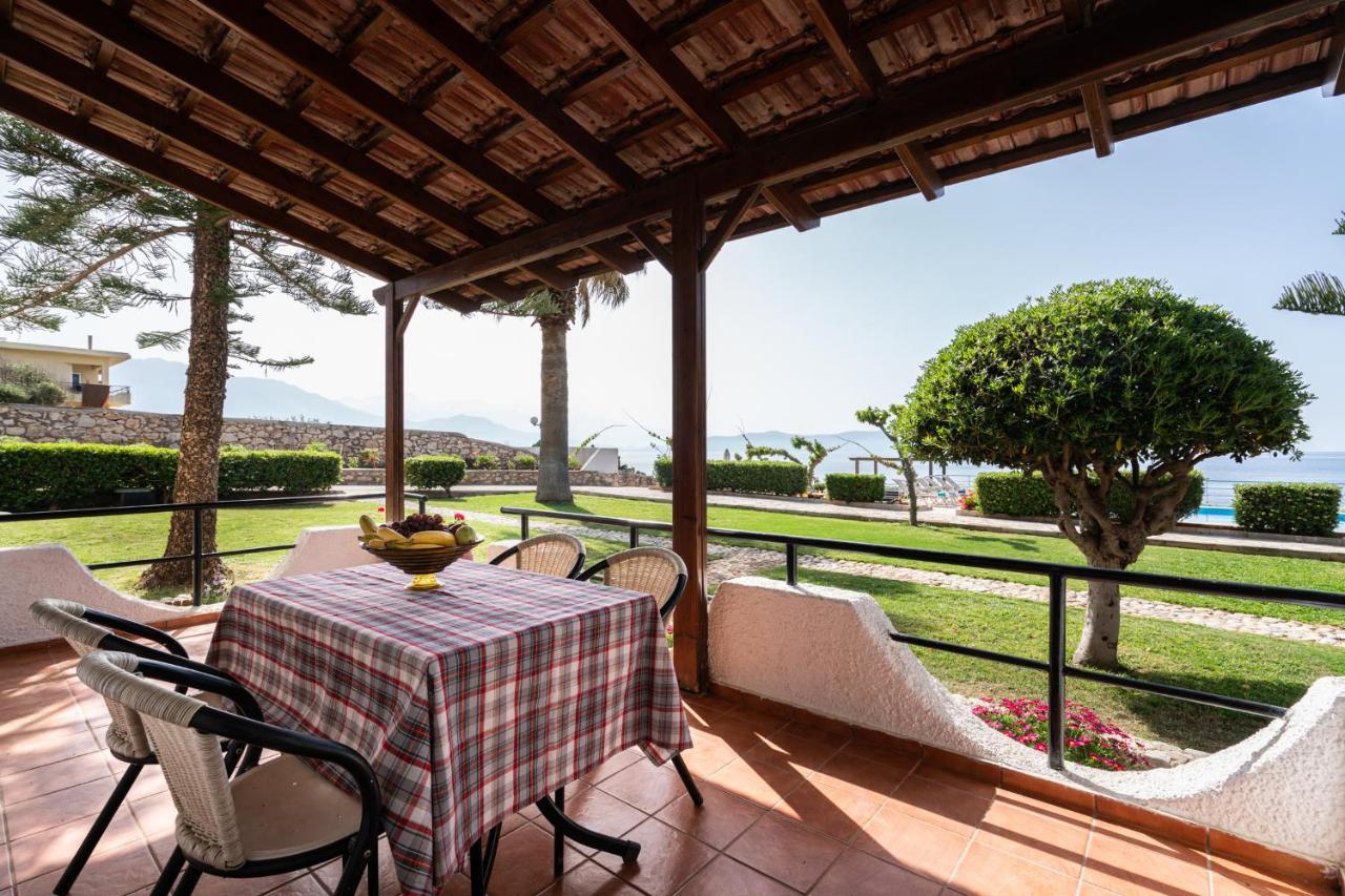 Beachfront Family Villa Katerina With Private Pool, Playground, Bbq & Amazing Sea Views! Petres  Exterior photo