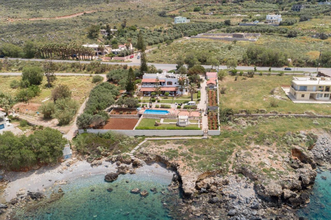 Beachfront Family Villa Katerina With Private Pool, Playground, Bbq & Amazing Sea Views! Petres  Exterior photo