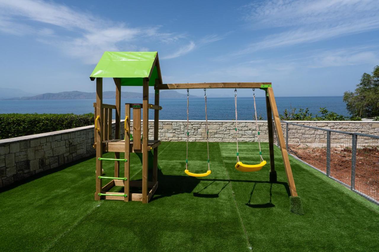 Beachfront Family Villa Katerina With Private Pool, Playground, Bbq & Amazing Sea Views! Petres  Exterior photo