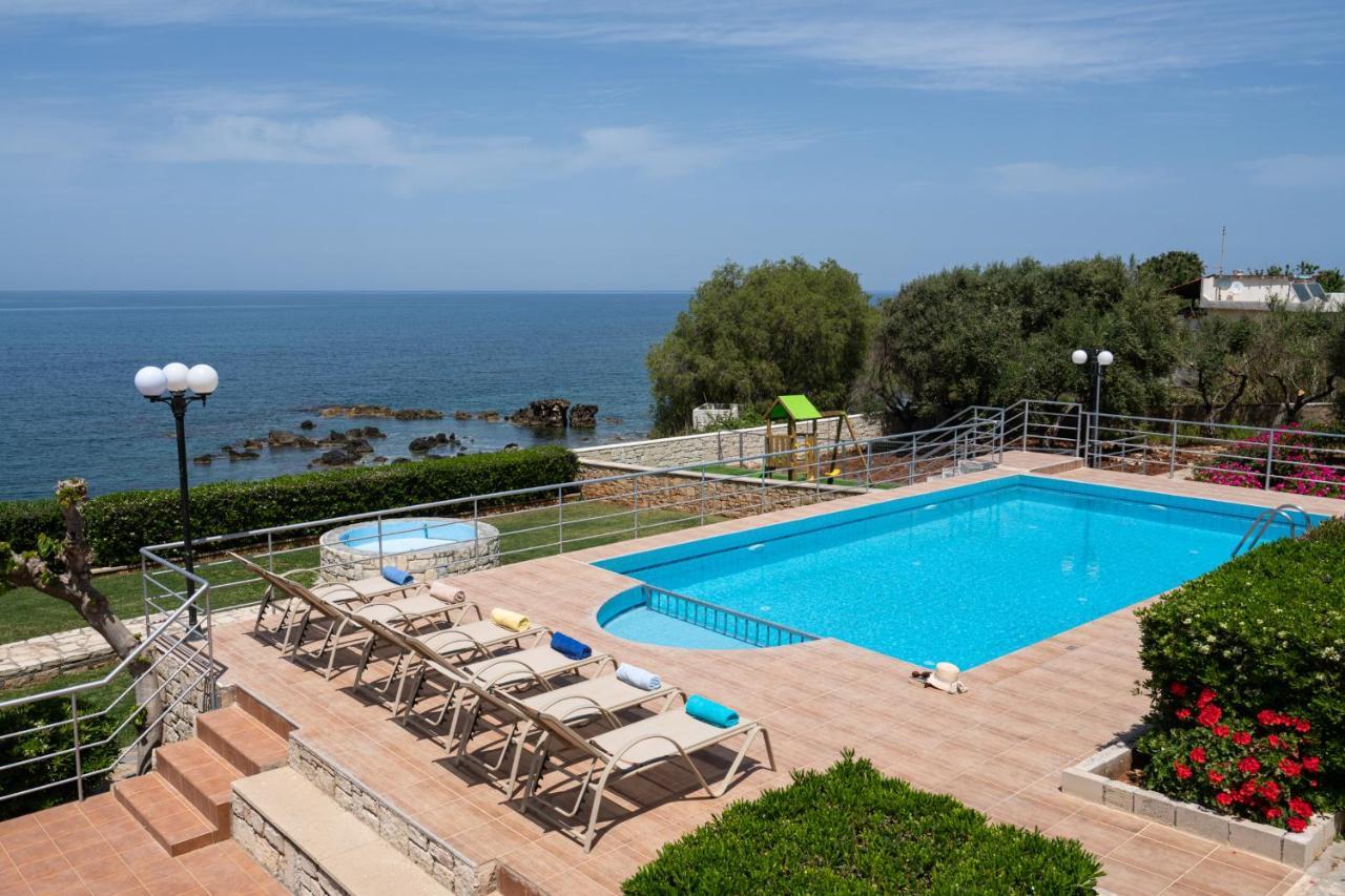 Beachfront Family Villa Katerina With Private Pool, Playground, Bbq & Amazing Sea Views! Petres  Exterior photo